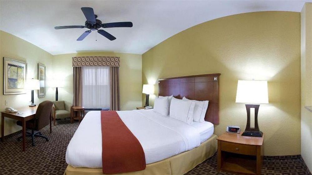 Holiday Inn Express Mccomb By Ihg McComb Exterior foto