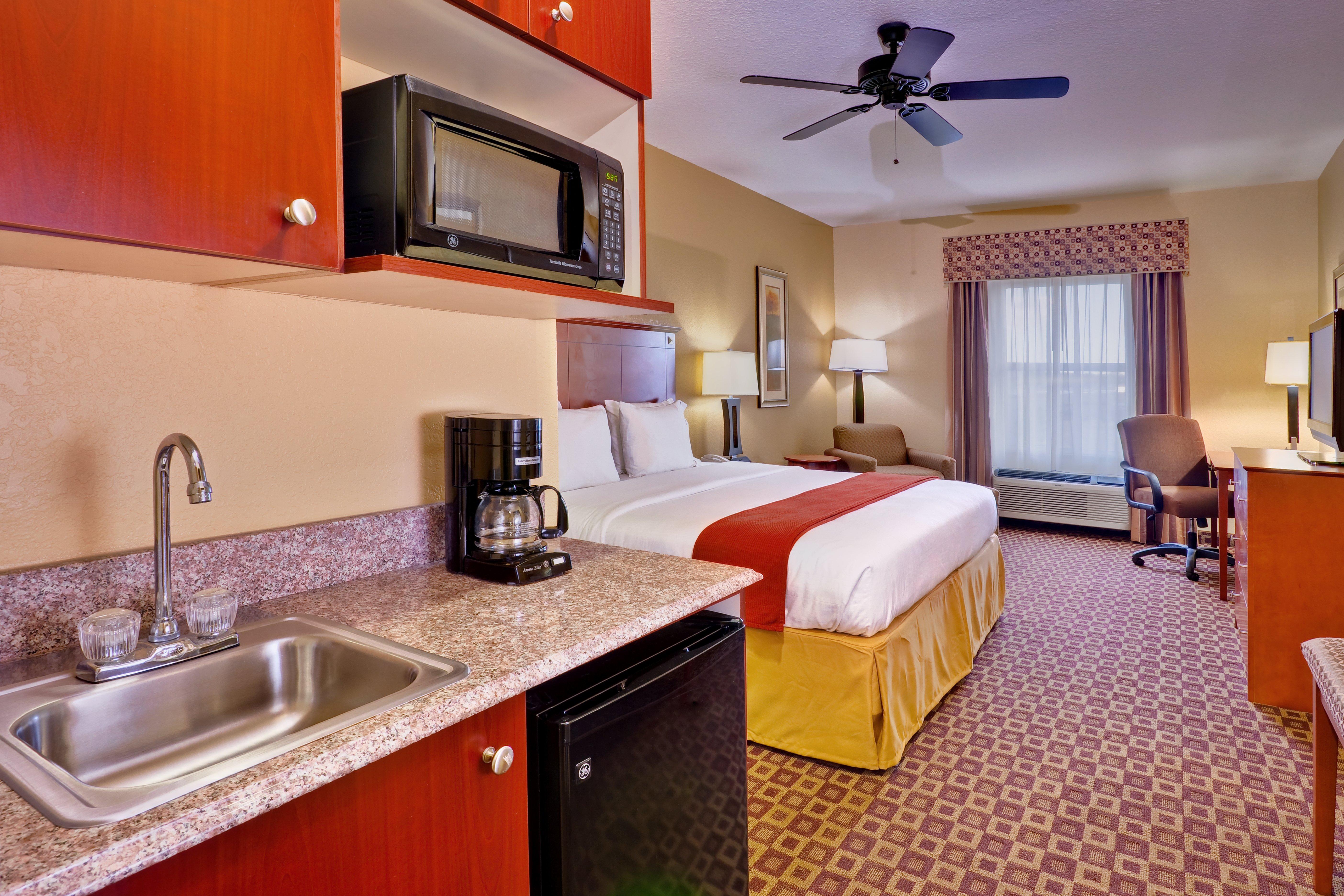 Holiday Inn Express Mccomb By Ihg McComb Exterior foto